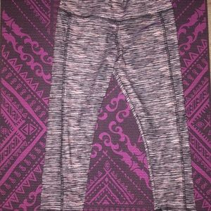 Lululemon cropped leggings